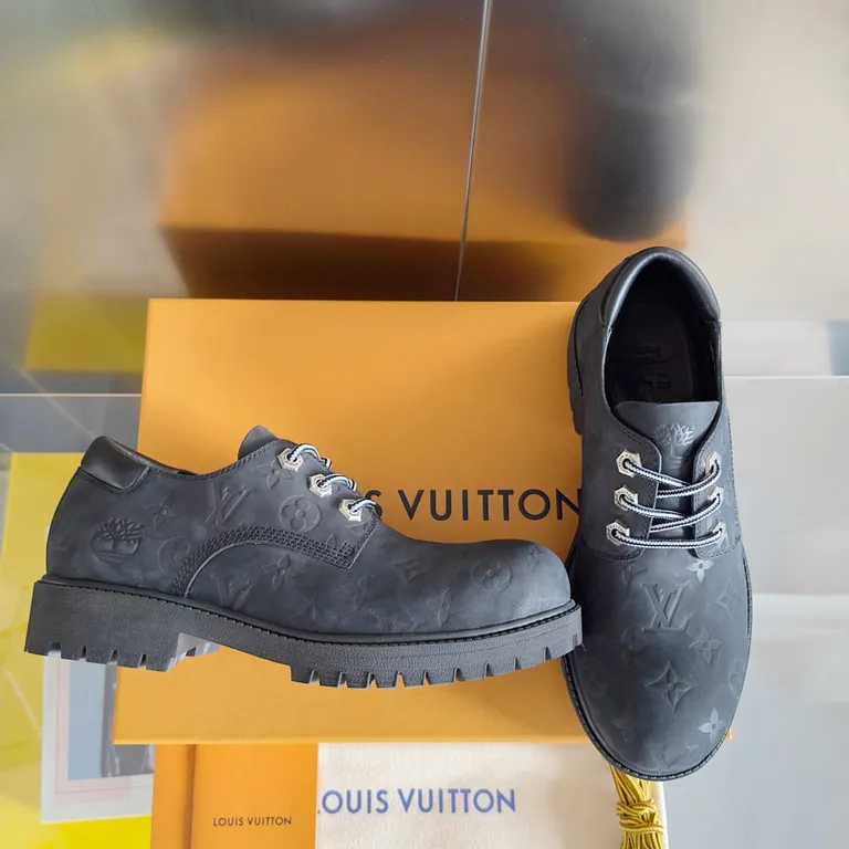 Louis Vuitton Shoe 